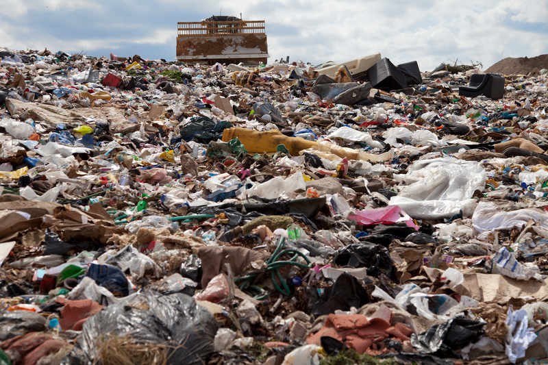Cutting Down Waste: Smarter Choices in Packaging and Cardboard Disposal